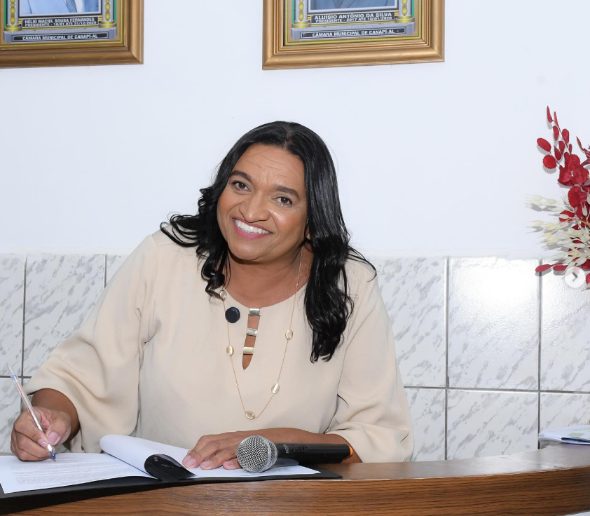 Josélia Lima, Prefeita de Canapi